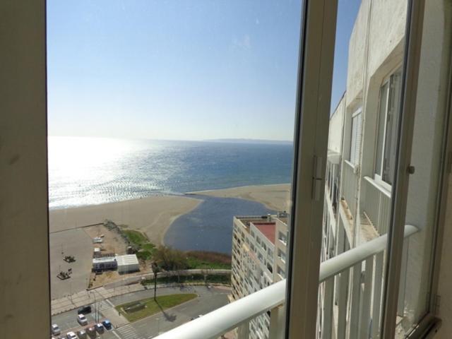Apartamento Vista Mar Edificio Manhattan 19 Appartement Empuriabrava Buitenkant foto
