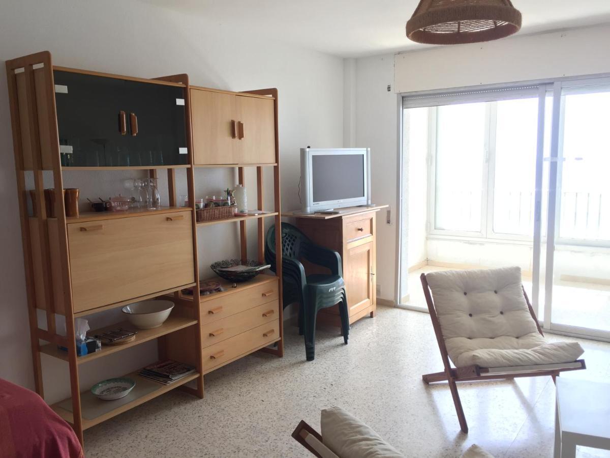 Apartamento Vista Mar Edificio Manhattan 19 Appartement Empuriabrava Buitenkant foto